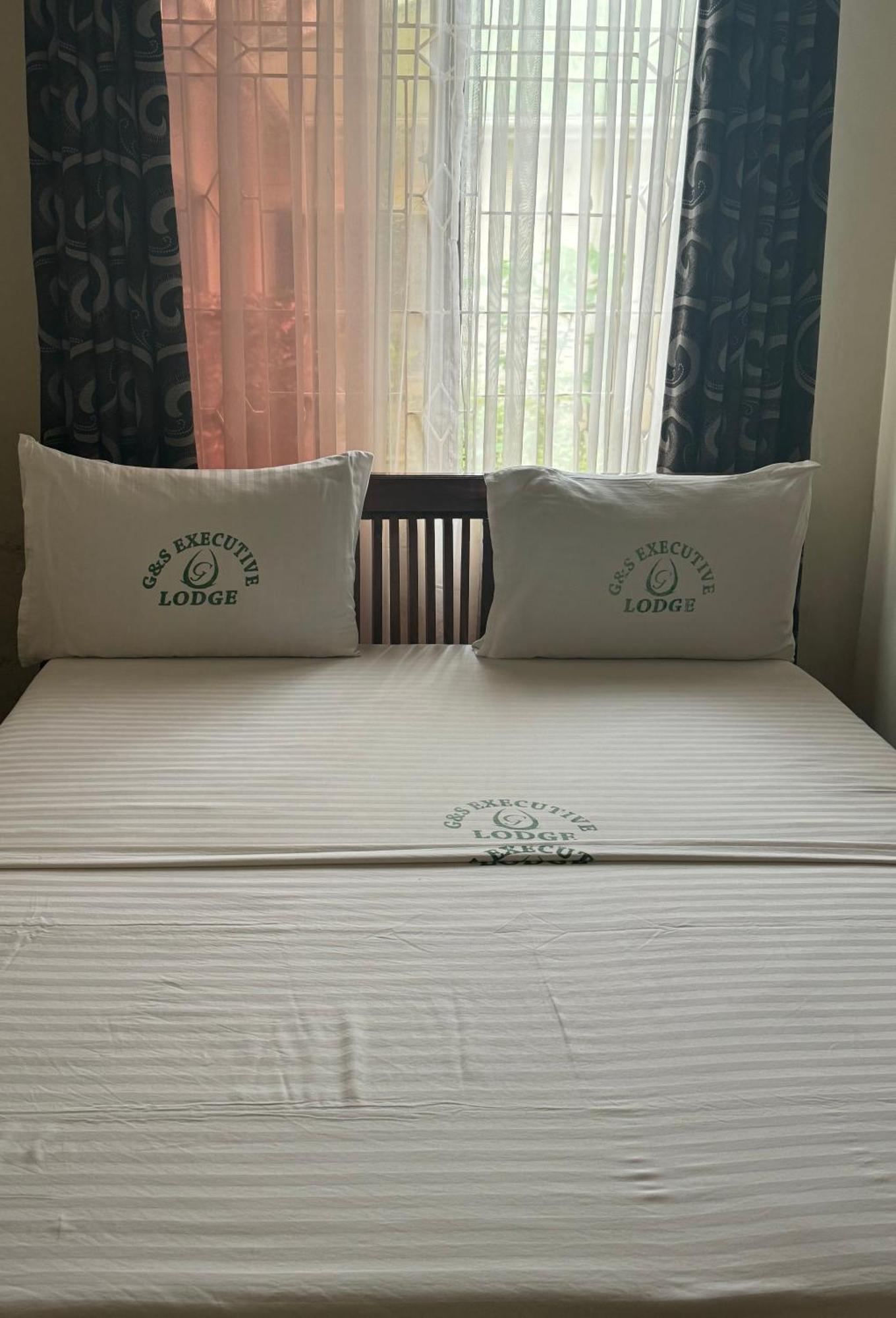 G & S Executive Lodge 达累斯萨拉姆 外观 照片